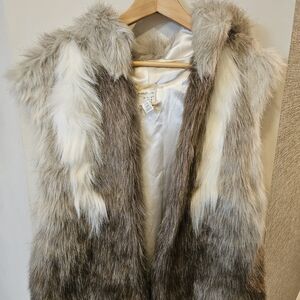 a new day Faux Fur Vest in Gray and Cream